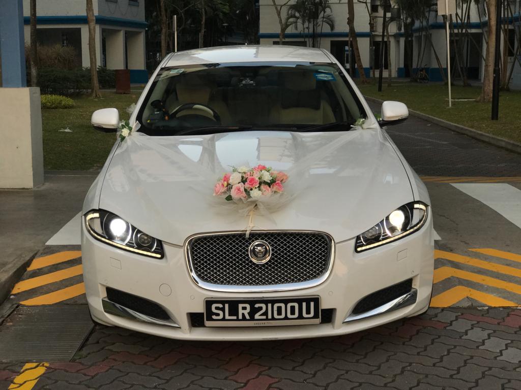 Jaguar XF wedding car arrival