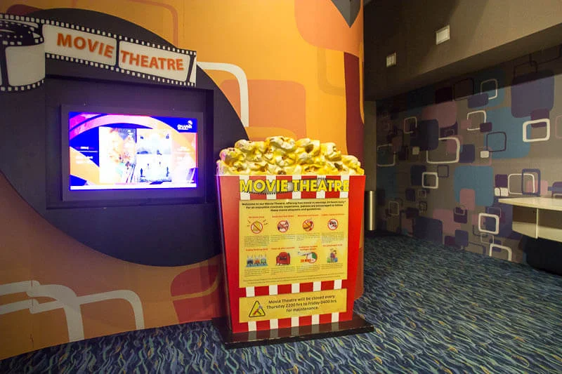 Changi-Airport-Singapore-Terminal-2-Movie-Theatre-min.jpg