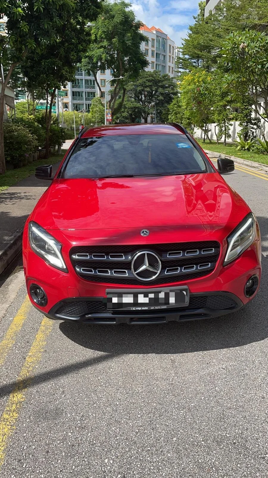 Mercedes Benz GLA (w/ driver)