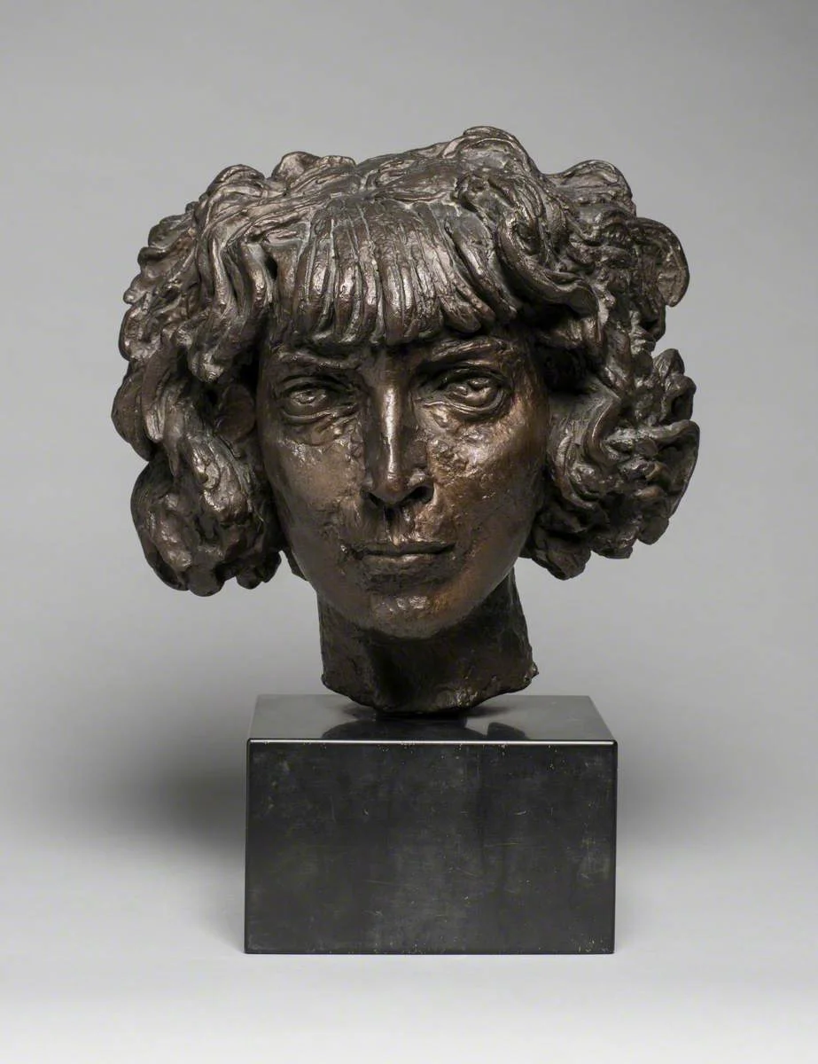Marchesa Casati, c.1918, bronze by Jacob Epstein (1880–1959), © the artist's estate/Tate Images. Photo credit: Southend Museums Service