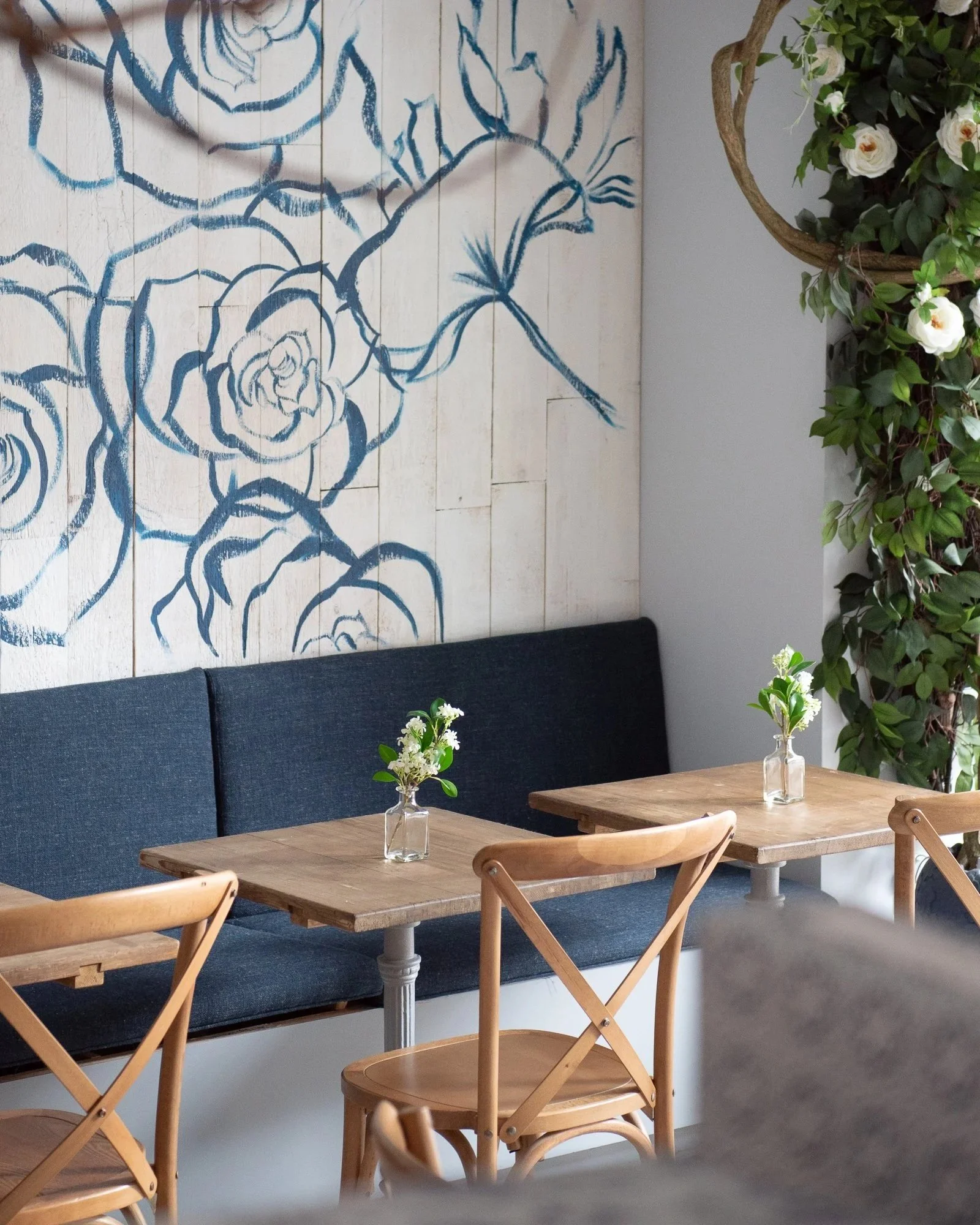 meatpacking+WALL+FROM+COUNTER+%28%40isabelle.n.photography%29.jpg