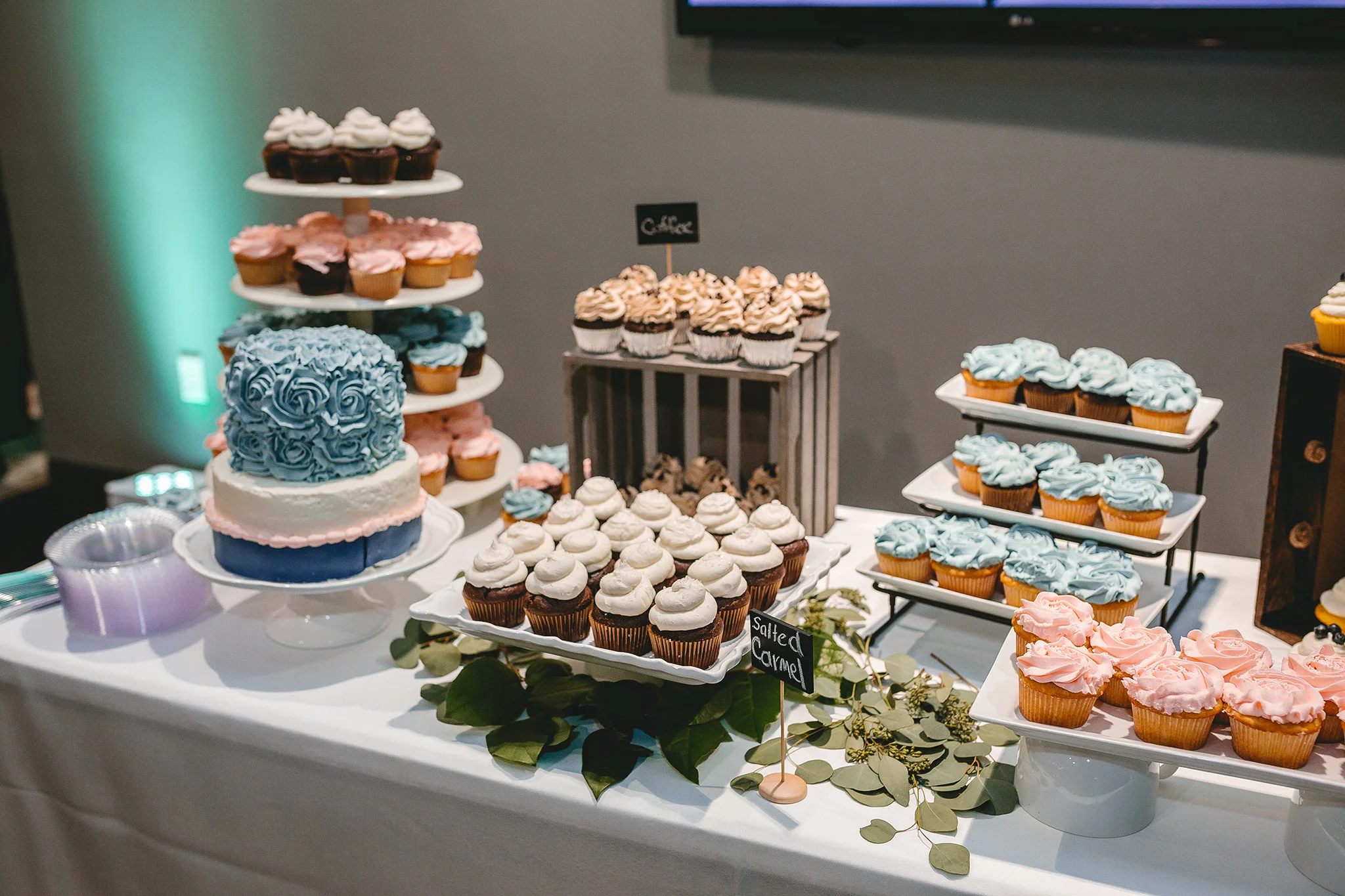 HighlightStudios-LifestyleWeddingPhotos-BeccaandWill-963.jpg