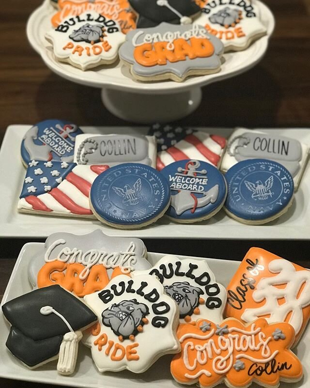 Goodbye bulldogs, Hello Navy!! Graduation Collin!! Thank you so much Julie Cotton! #GraduationCookies #NavyCookies #zephyrhillshighschool  #cookies #royalicing #decoratedcookies #sugarcookies #sweetlyinspired #cupcakes #cakes #TampaSmallBusiness #sup