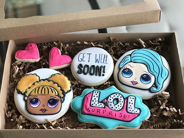 A little LOL always helps you feel better!! Thank you so much Toni Batista, you are very easily one of my favorite people in the world! Love you girl!!! #GetWellCookies #LOLCookies  #cookies #royalicing #decoratedcookies #sugarcookies #sweetlyinspire