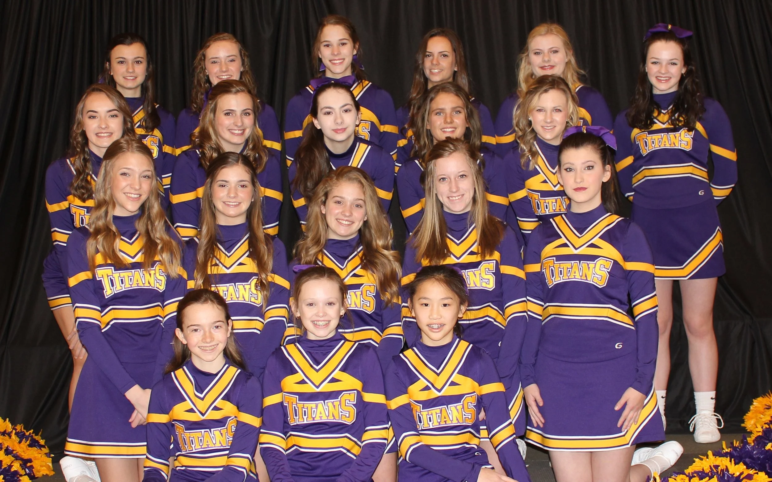 2018-19 Cheerleaders team