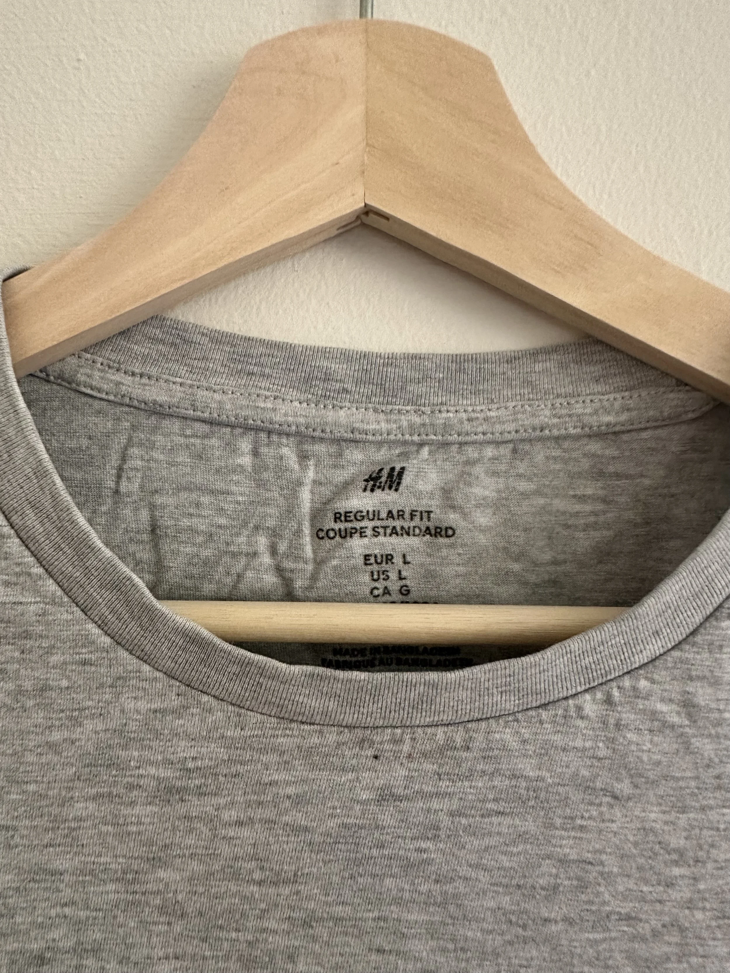 Grey H&M Tag.jpg