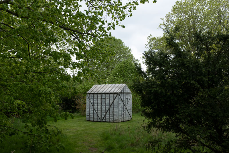 Houghton-Hall-Norfolk-Fiona-Burrage-Sculpture-Rachel-Whiteread-Houghton-Hut.jpg