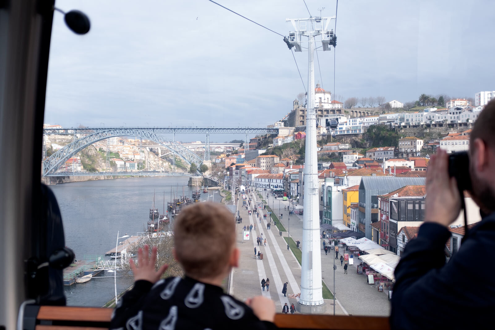 Cable-car-porto-portugal-fiona-burrage.jpg