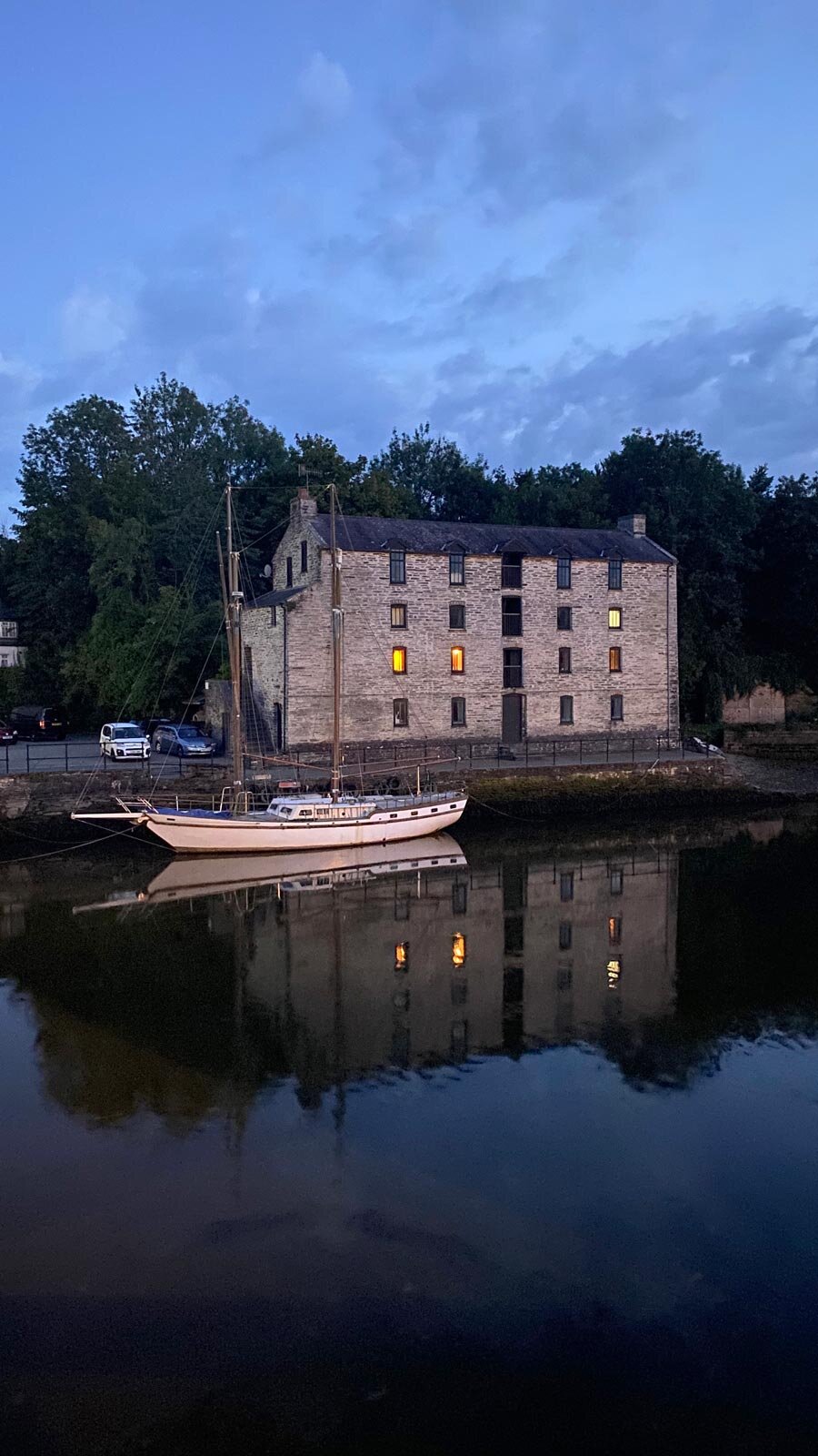 Fforest-Cardigan-Bay-Granary-Lofts.jpg