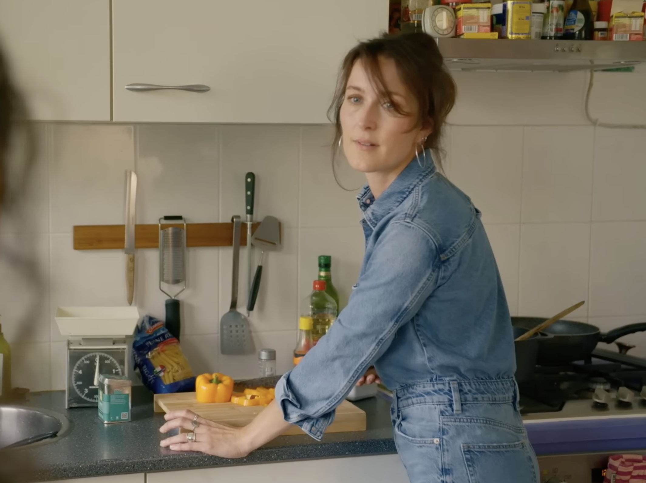  NPO serie Besties Nikita van der Linden 