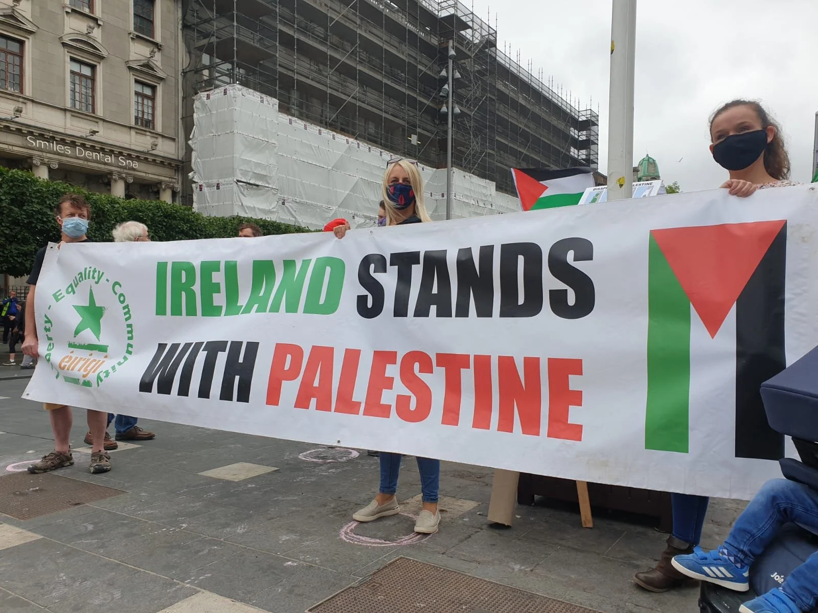 We're Fighting For Housing, Healthcare, Decent Wages And International Solidarity - Join Us! 