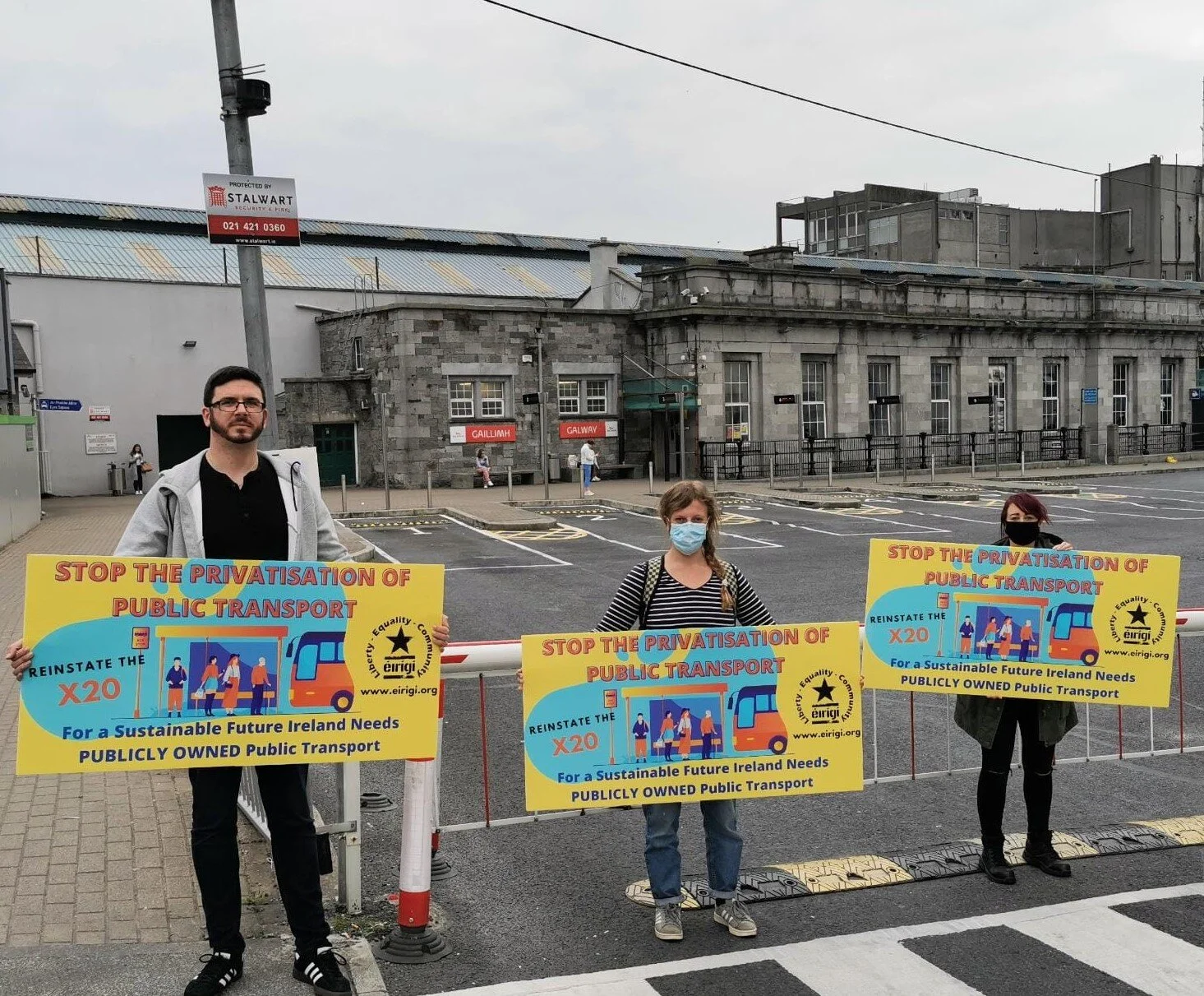 Éirígí Activists Campaign Against Cancellation Of 20/X20 Bus Route 