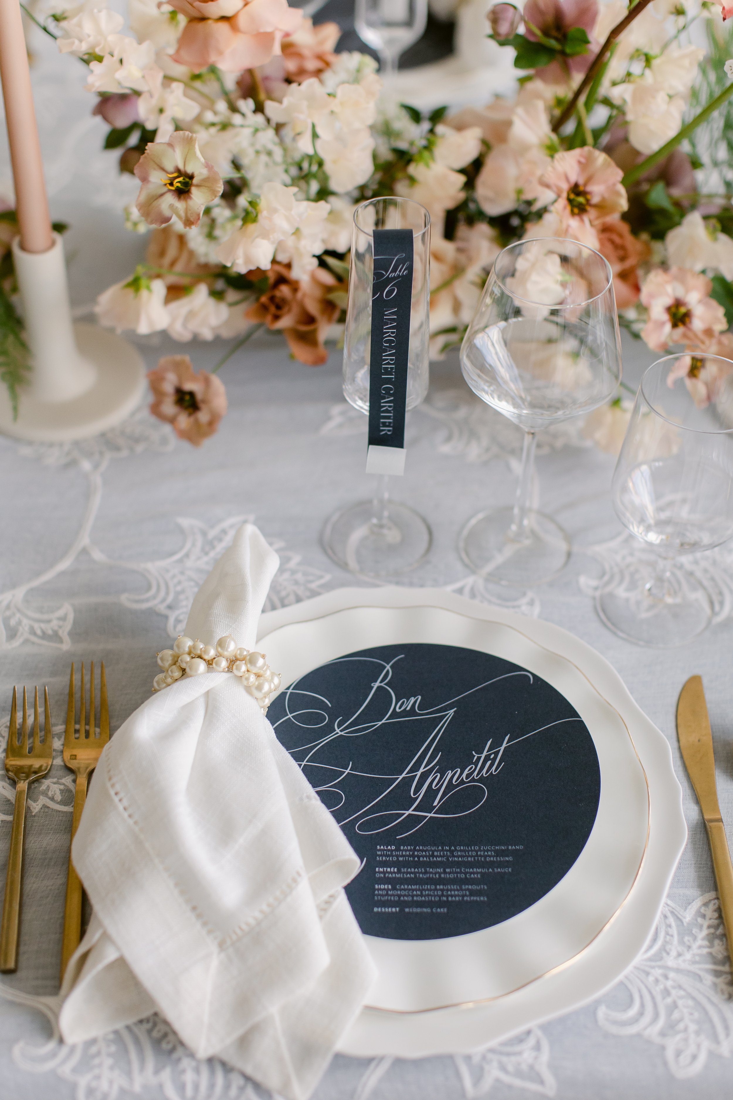 Circular wedding dinner menu in navy and white