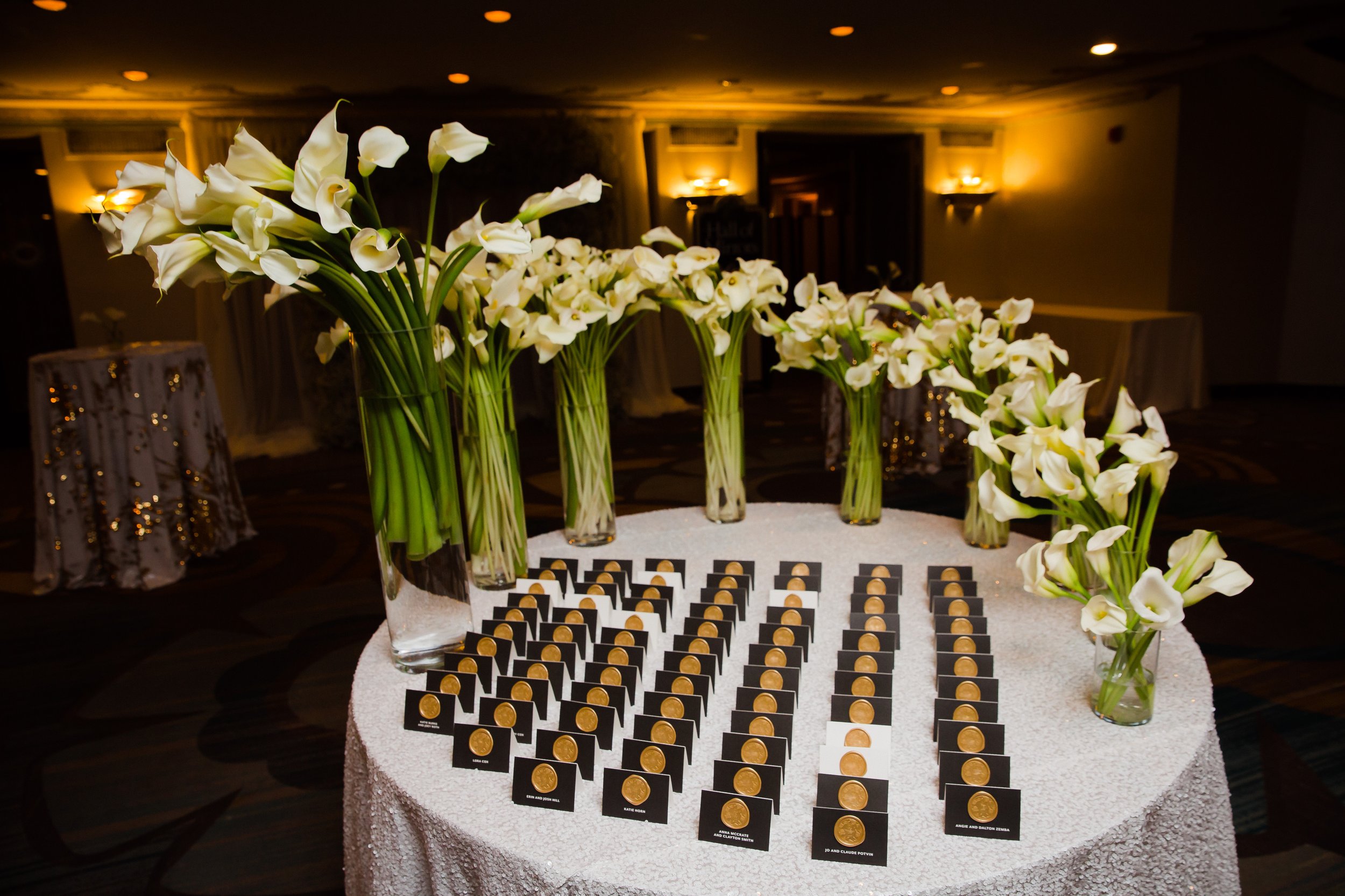 escort card table with florals for Cincinnati wedding