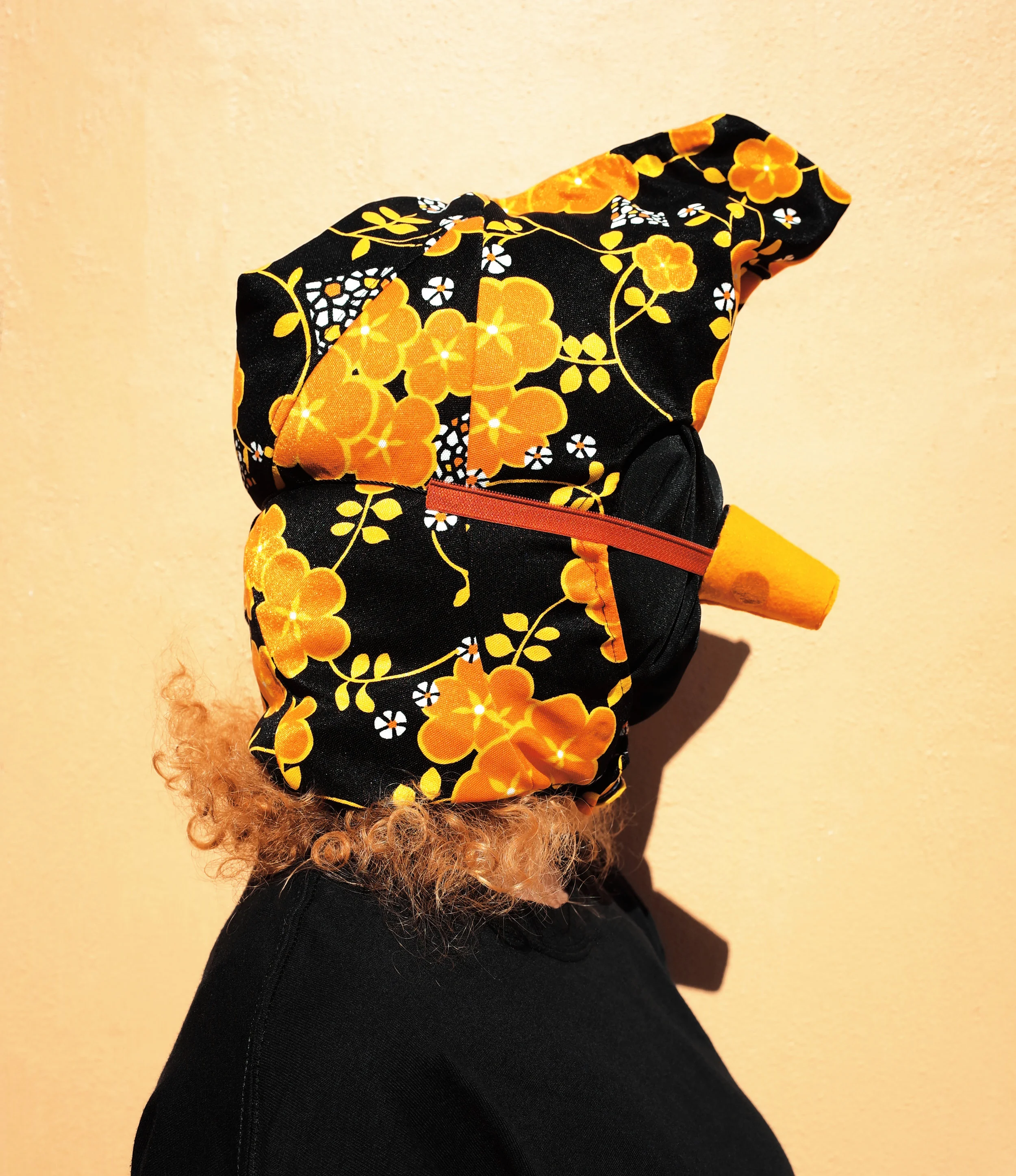    Lucio    2018  mixed media  25 cm x 25 cm x 30 cm 