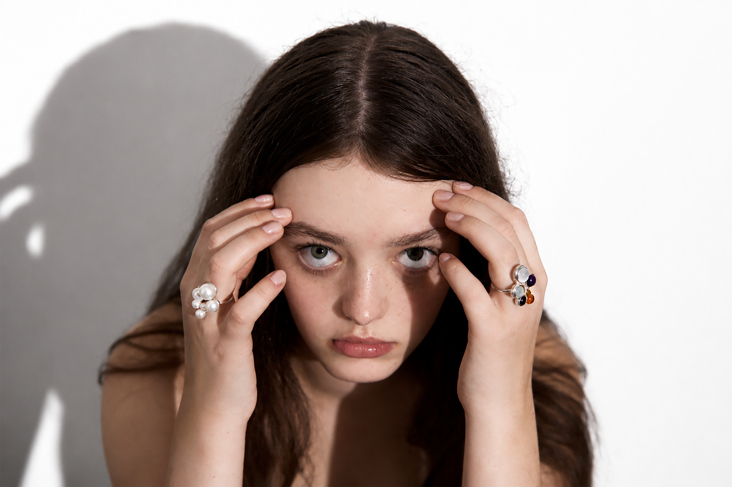 Cup rings pearls and stones 3.png