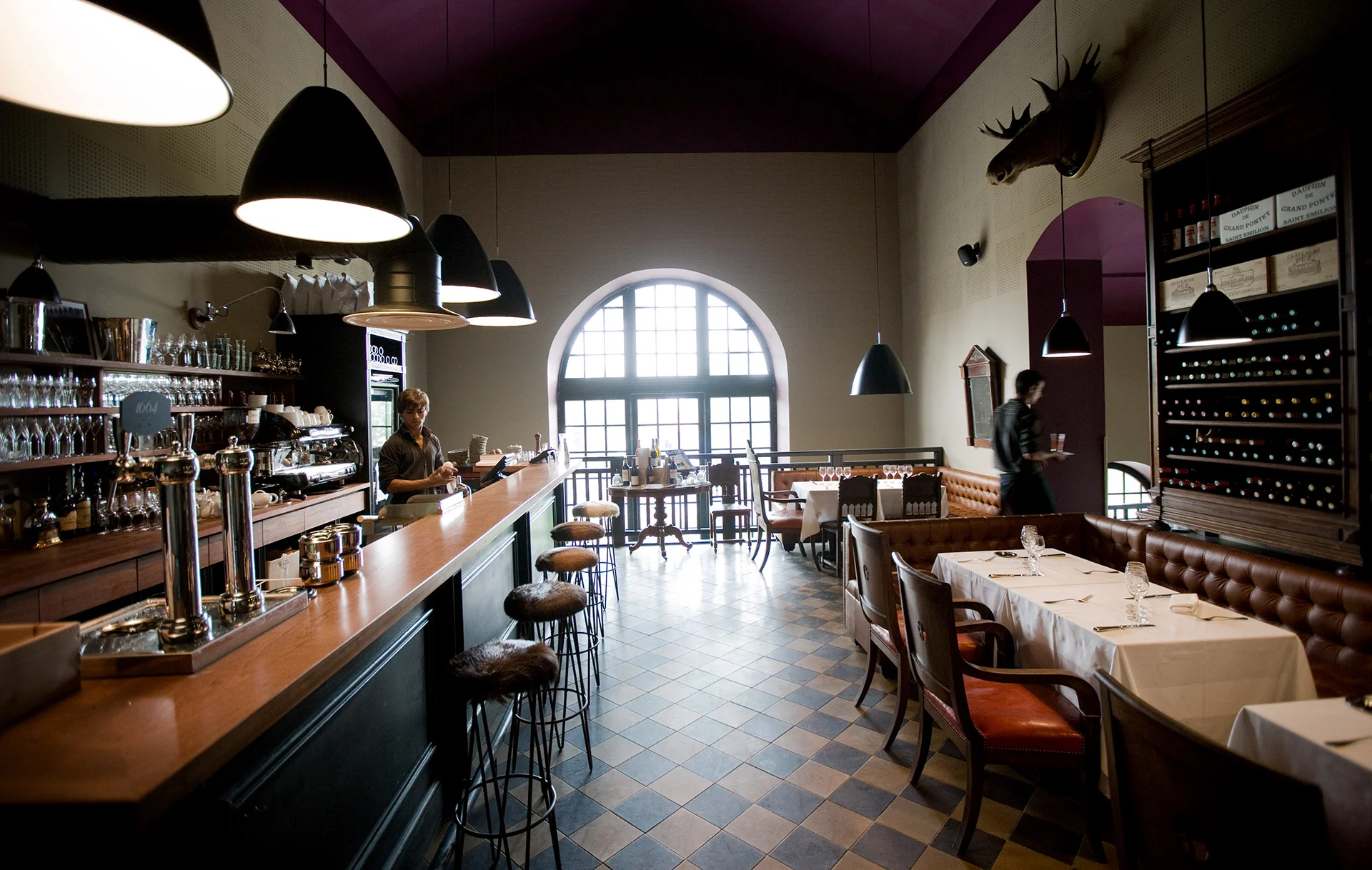 HVH-restaurant-10.jpg