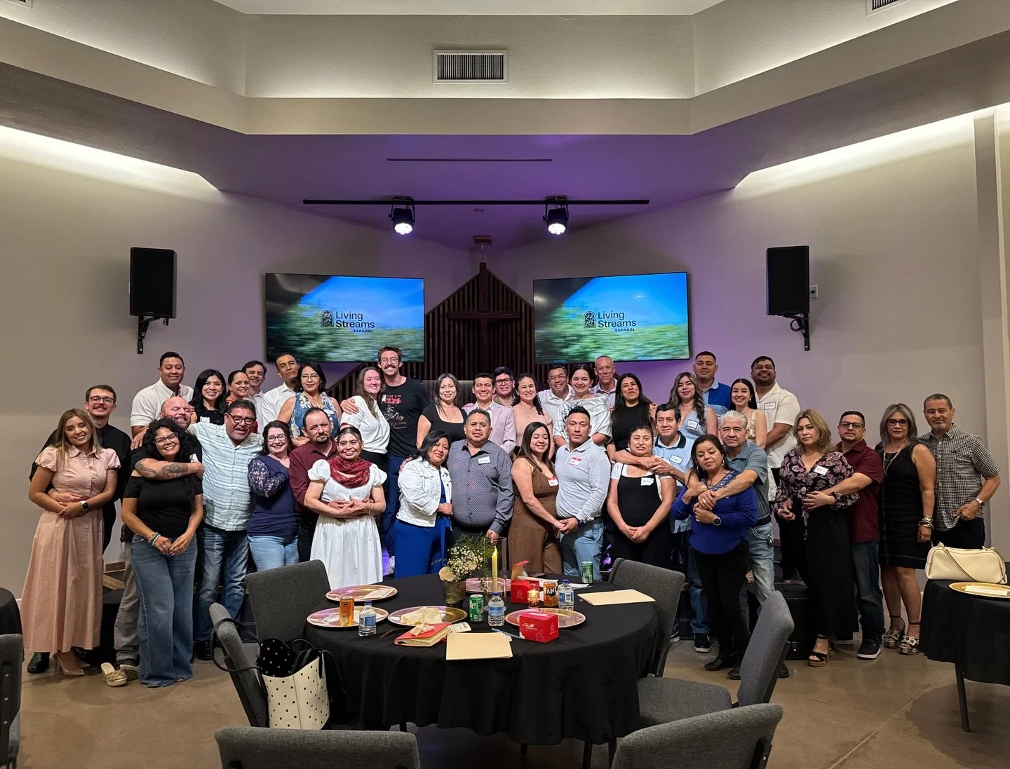 Qu&eacute; gozo fue reunirnos el viernes pasado con nuevas parejas y dedicar tiempo intencional a ministrar a sus matrimonios. Fue una bendici&oacute;n compartir el Evangelio, formar relaciones y crear un espacio para que las parejas crezcan juntas e