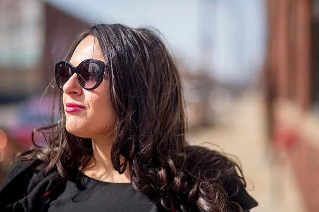 Capturing you, for so many reasons. 
#portraits #singles #nomorefishphotos #nomorebathroomselfies #nomoreselfies #portraitphotography #datingappphotos #portraitsforprofessionals  #portraitforsingles #tinder #bumble