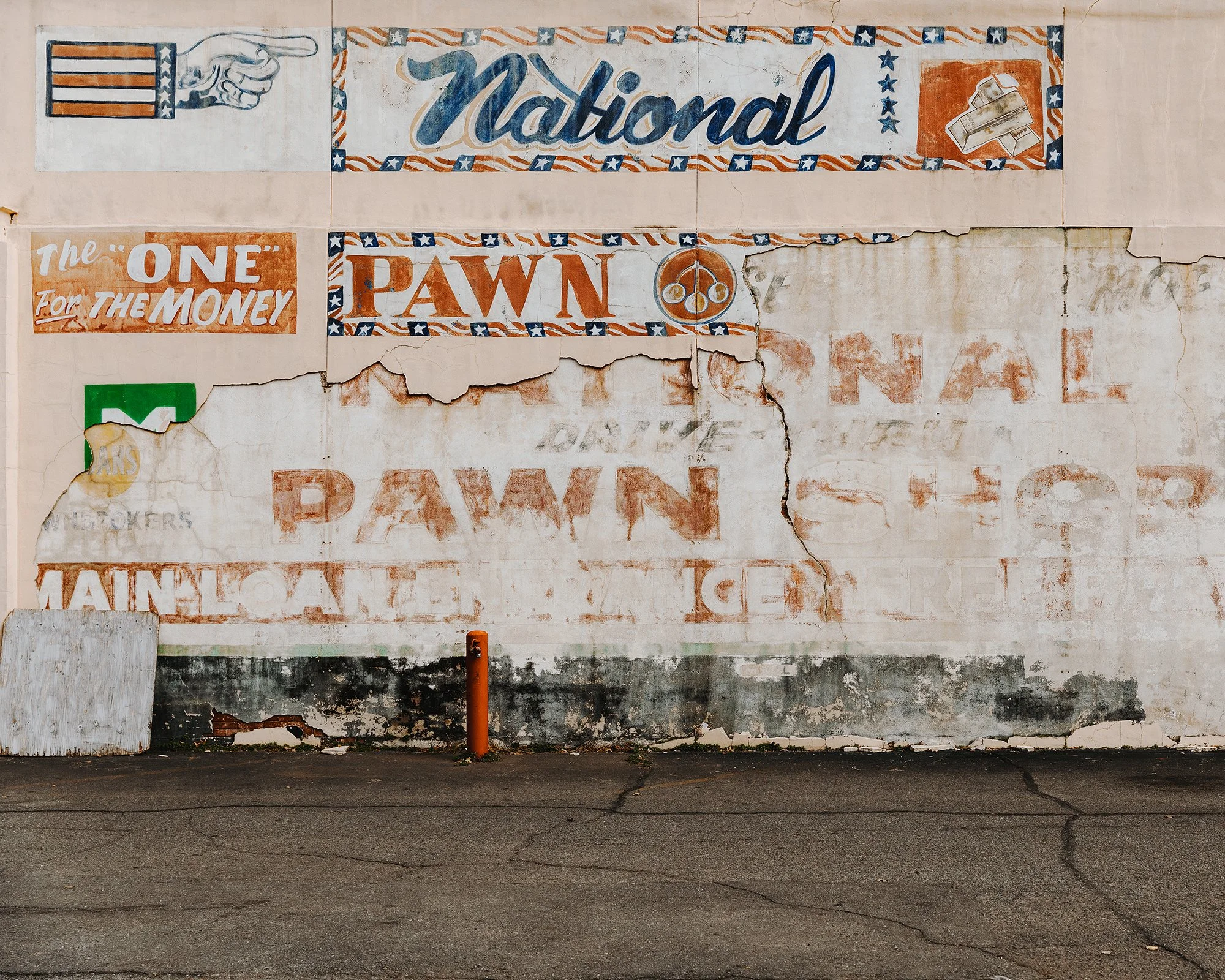Vintage wall mural in Little Rock, Arkansas