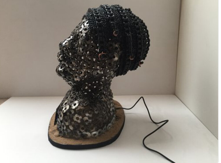 7A8717CE-5CDC-4F4D-819A-C2DDA0B79842