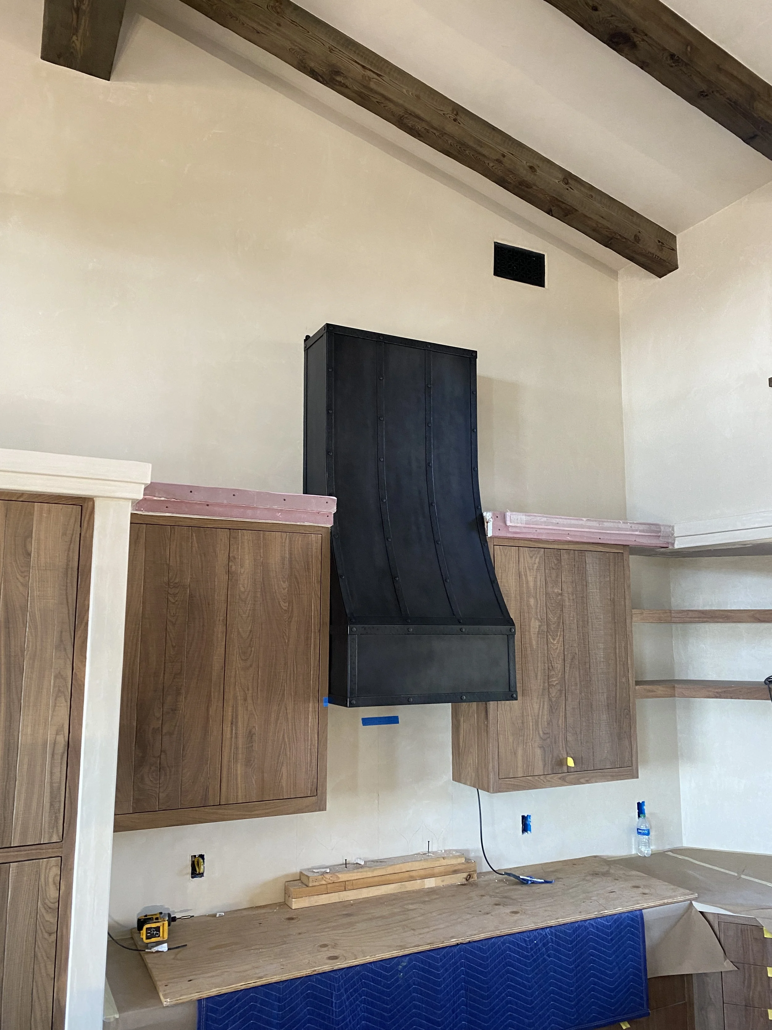 Steel Oven Range Hood with Rivets and Textured Straps