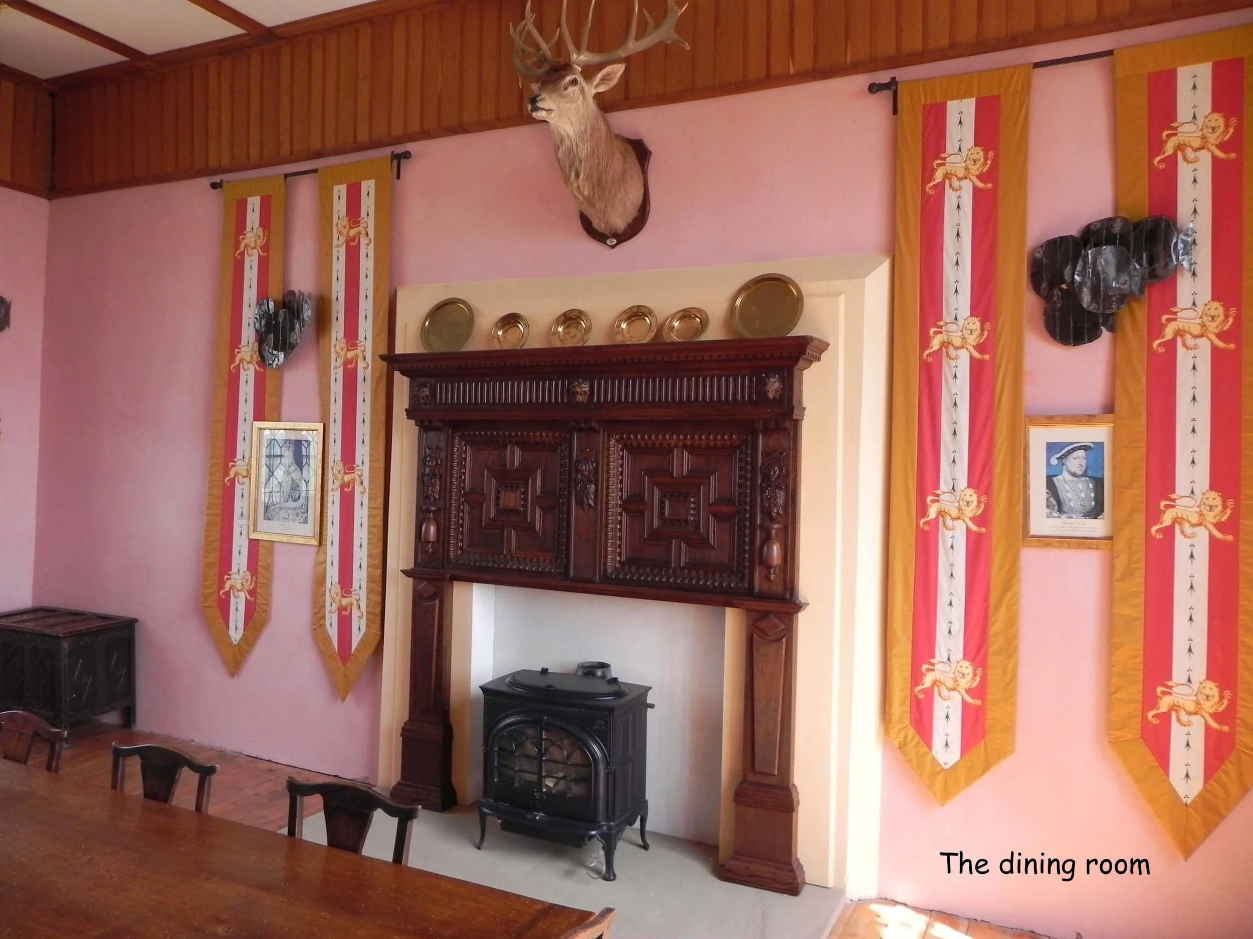 Dining room.jpeg