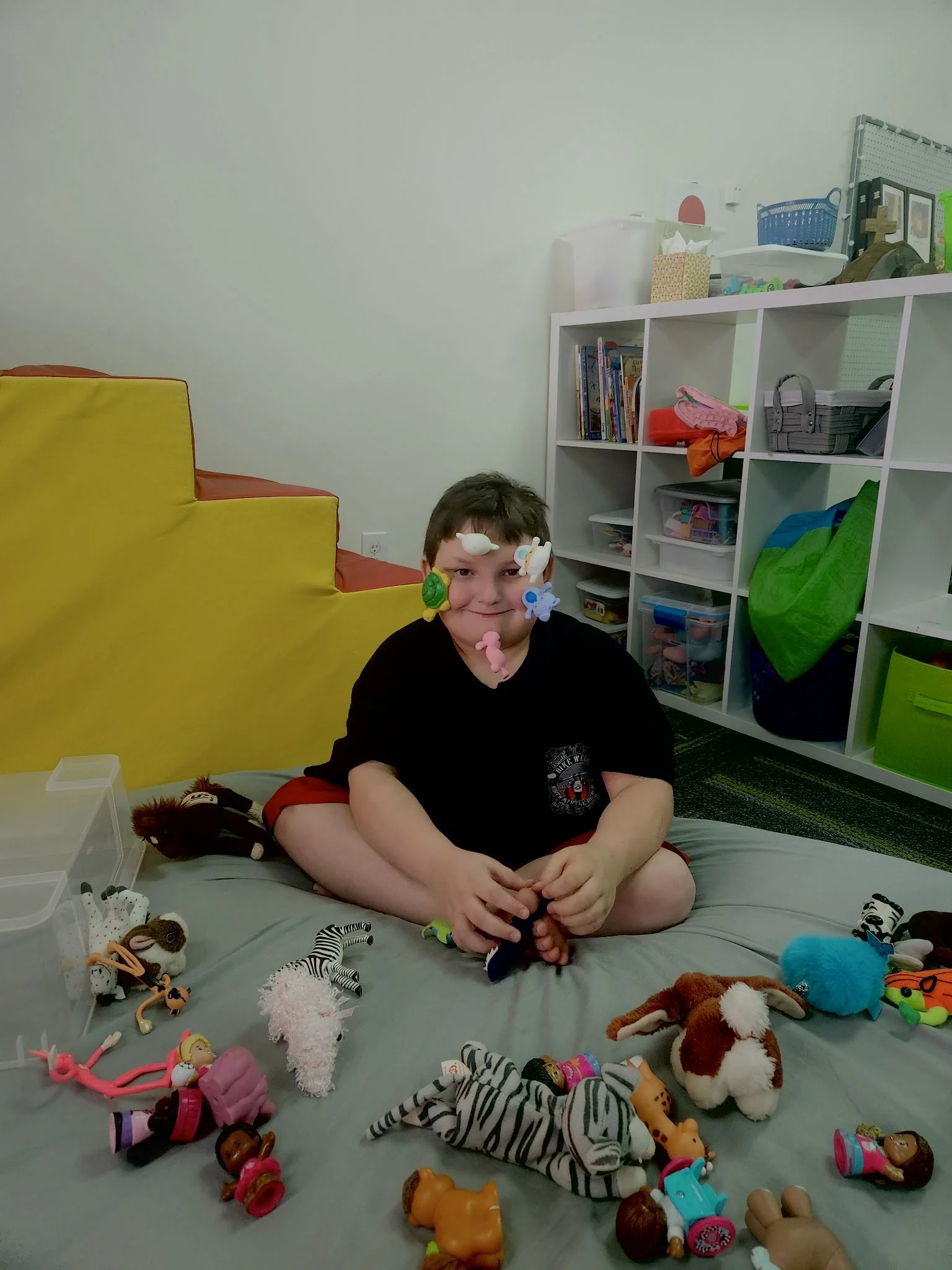 Davie loves animals.JPEG