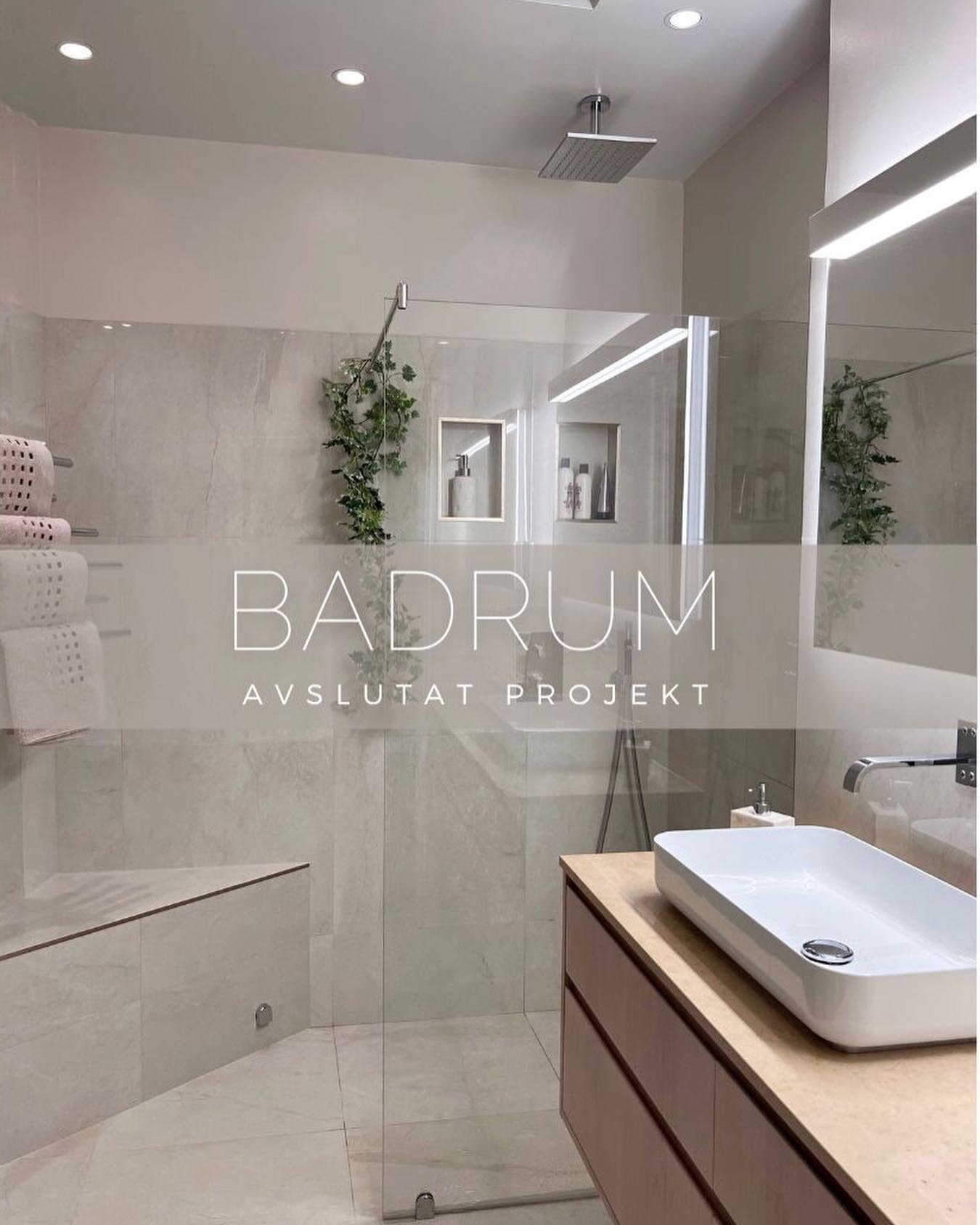 Avslutad badrumsrenovering p&aring; Linn&eacute;gatan i Stockholm 😍 

#badrumsrenovering #badrumsinspo #badrumsdr&ouml;mmar #badrumsinredning #bathroom #renovering #inspration