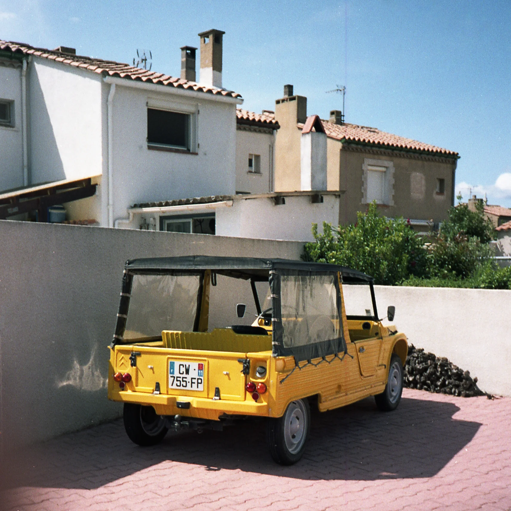 SUD028.jpg