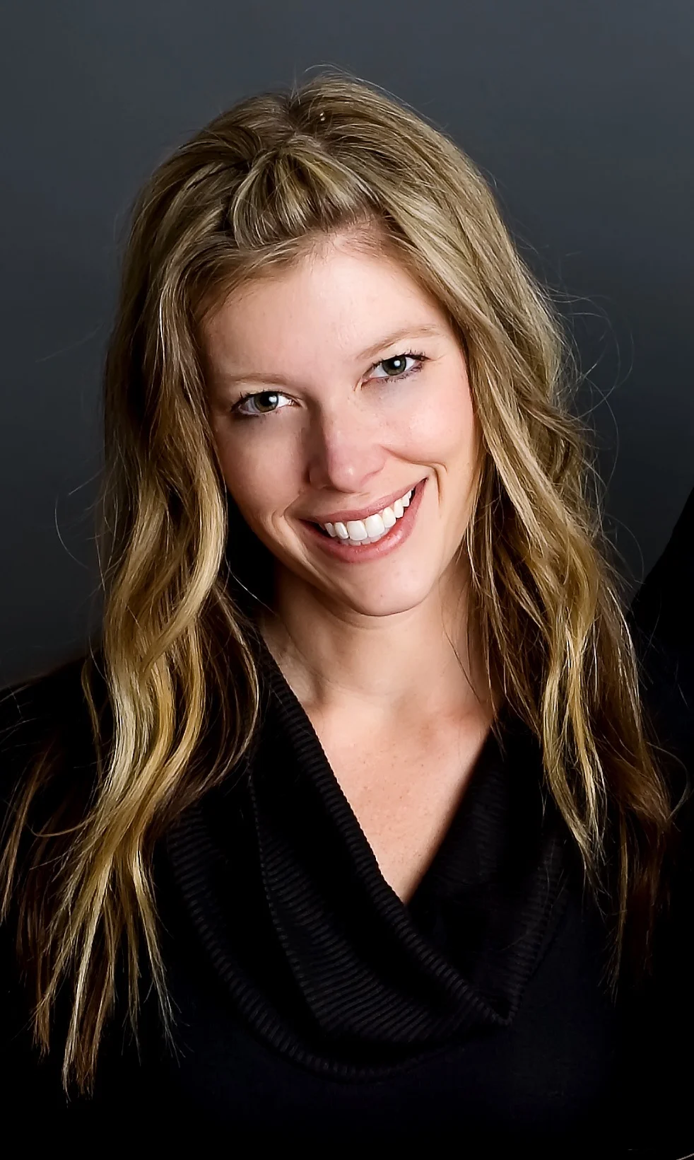 Jen_Headshot 400 kb.jpg