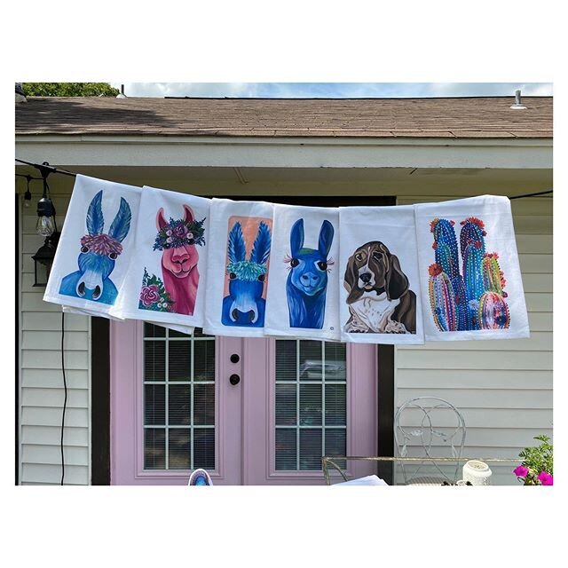 How about these super cute tea towels! Love these so much! .
.
.
.
#atfirstsightstudio #atfirstsightstudioanddesign #texasartist #teatowels #cactus #llama #donkey #bassethound #smallbusiness #smallbusinessowner
