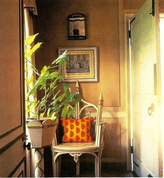 Entry at Hunting Lodge owned by John Fowler
