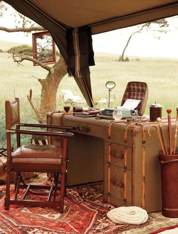 House-Leisure-Campaign-desk.jpg