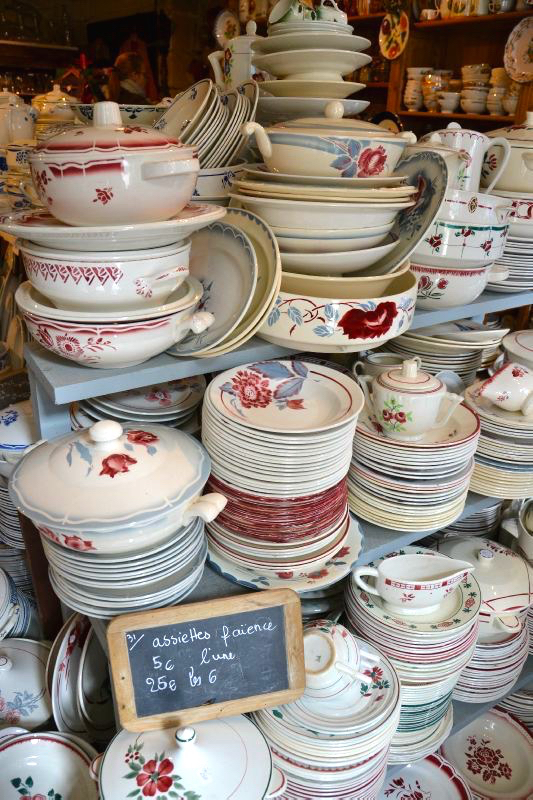 design dictionary-faience plates collection