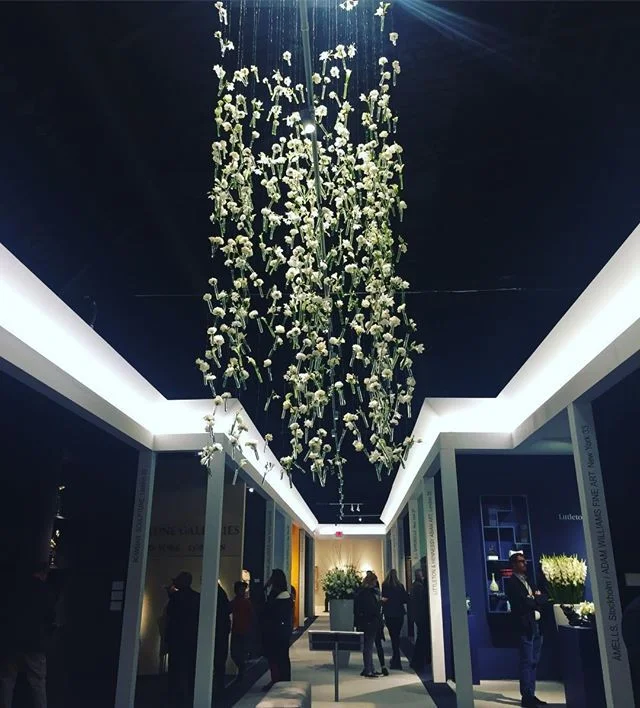 tefaf-flowers-from-ceiling-2