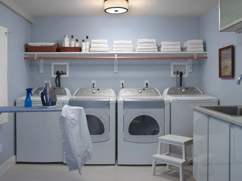 Montauk Laundry room