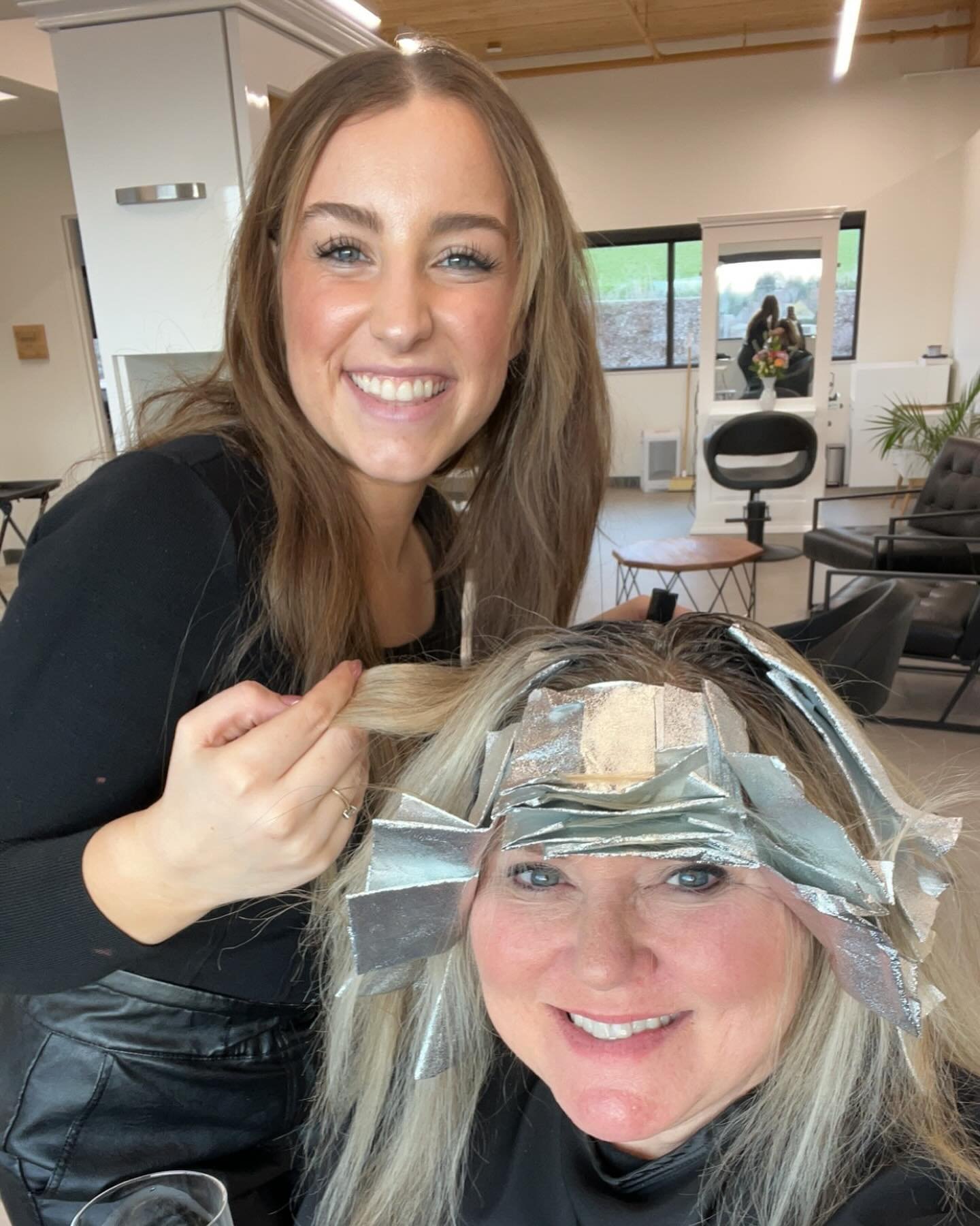 Rare sighting&hellip; @hairbyjanaetaylor @hm_signature_hair 

&ldquo;I bet you get your hair done all the time&rdquo;. 

Truth 💣 we are the last on the list. 

We love the opportunity to see how it feels to be a guest! 

What is your favorite part o