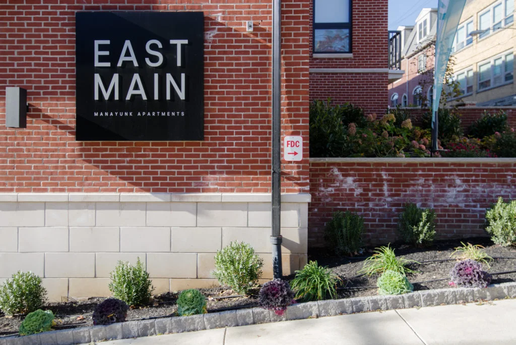 140 Green Lane Philadelphia PA 19127