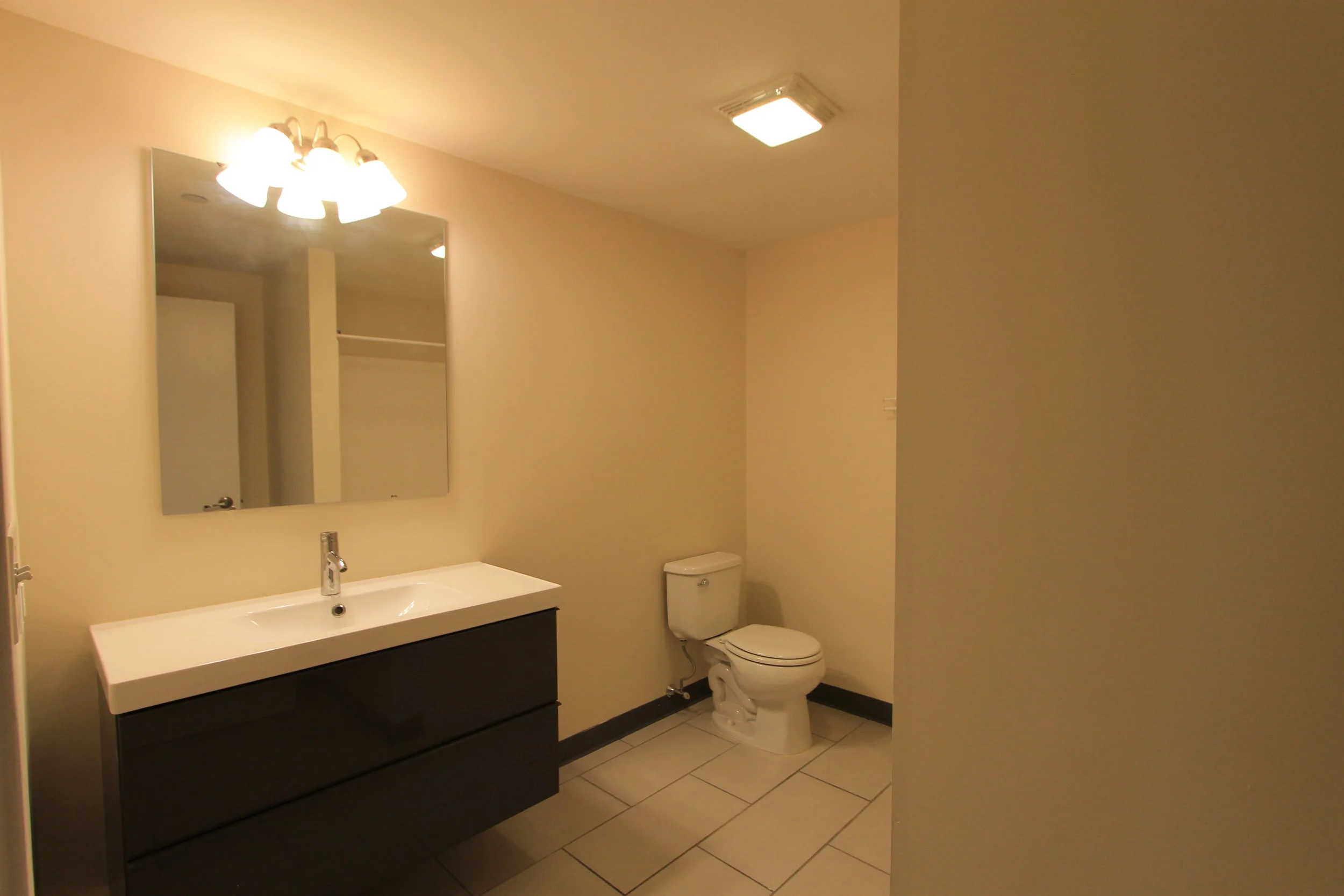 525 Armstrong Street Phila PA 19144, One Bedroom (Available mid June