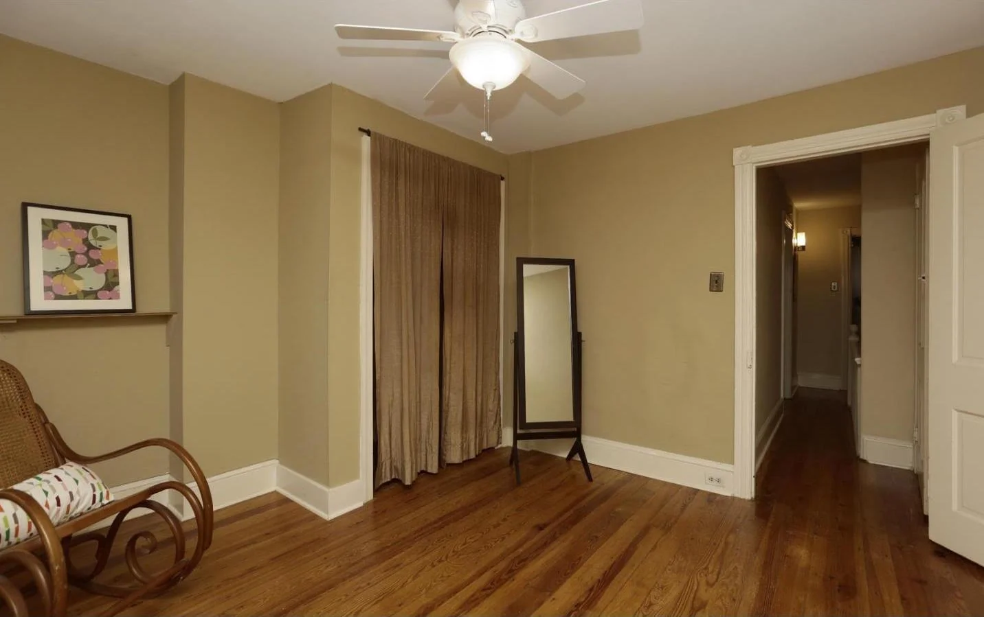 lawnton bedroom 2.jpeg
