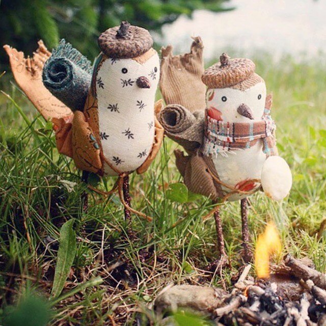 Right now we&rsquo;re dreaming of outdoor adventures... Thanks @annwood for sharing these cute birdies on their camping trip, we love them!

#adventuresintextiles #fabricbirds #textilestories #textileadventures #annwoodhandmade