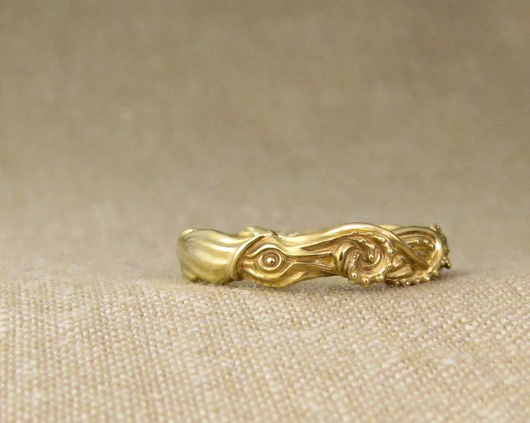 Narrow Squid Ring