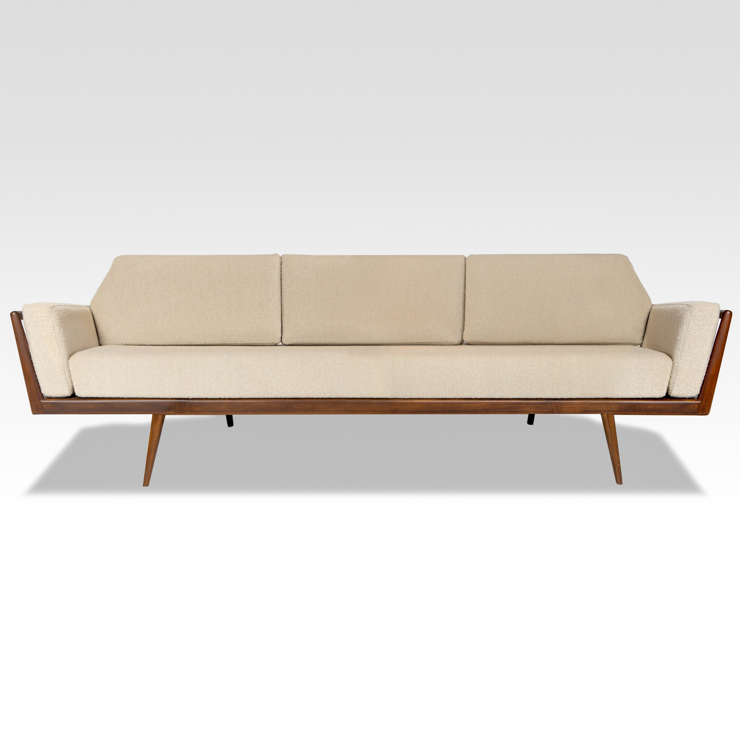 railbackcouch-5-square.jpg