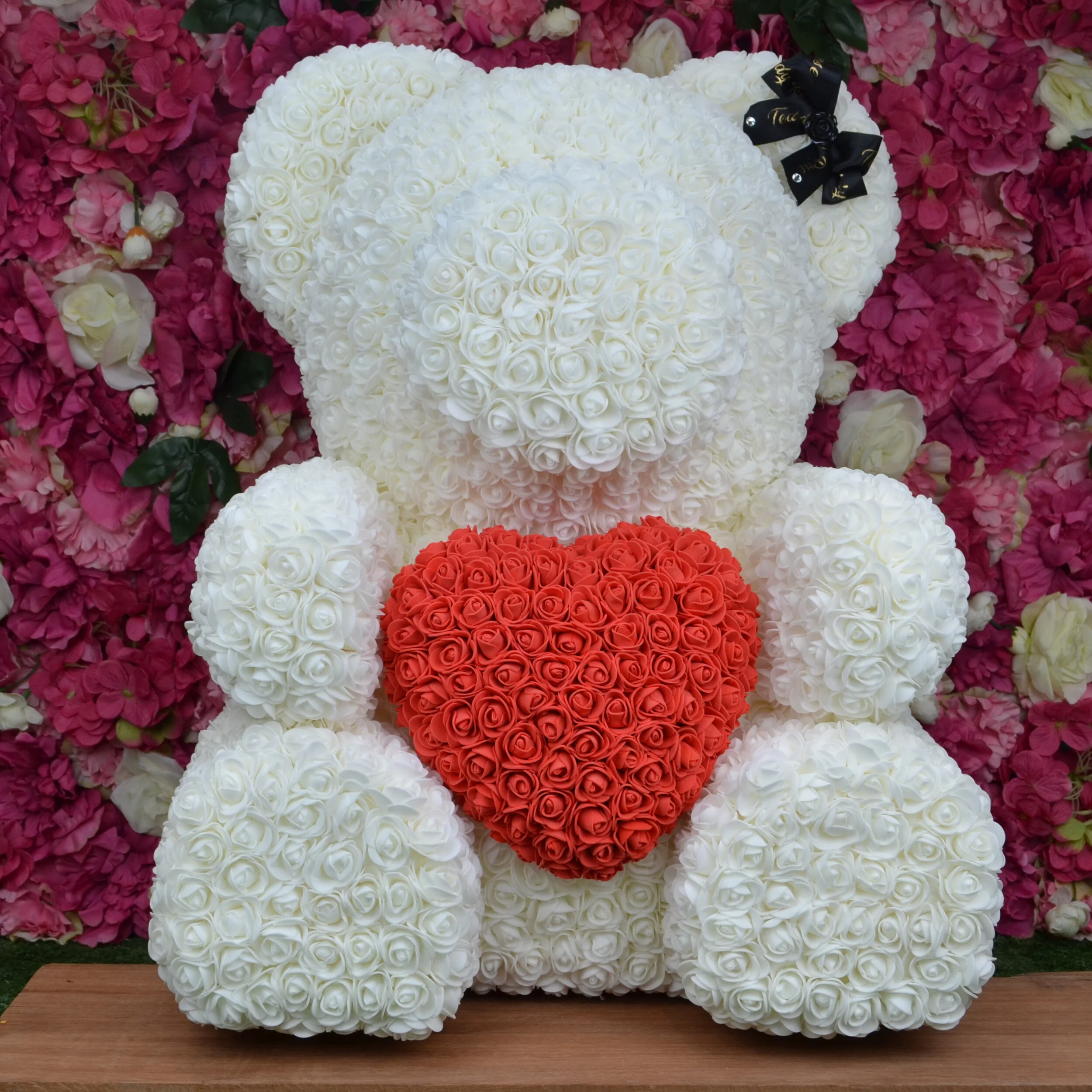 Large/Heart Teddy Rose - White