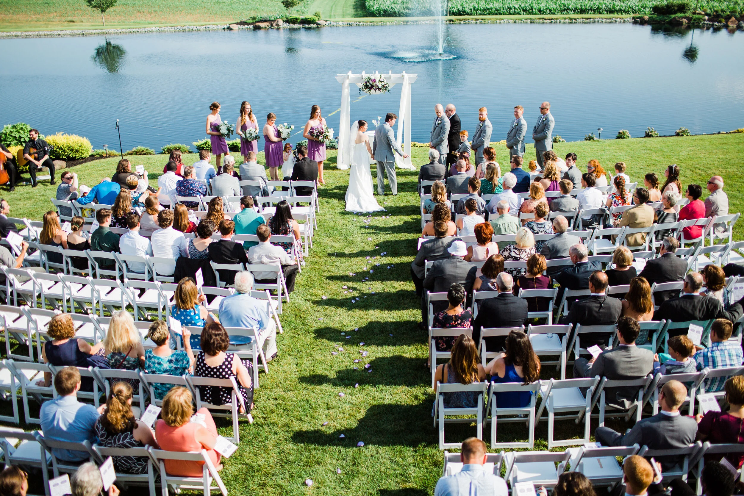 Harvest-View-Barn-Wedding-Photographer-3.jpg