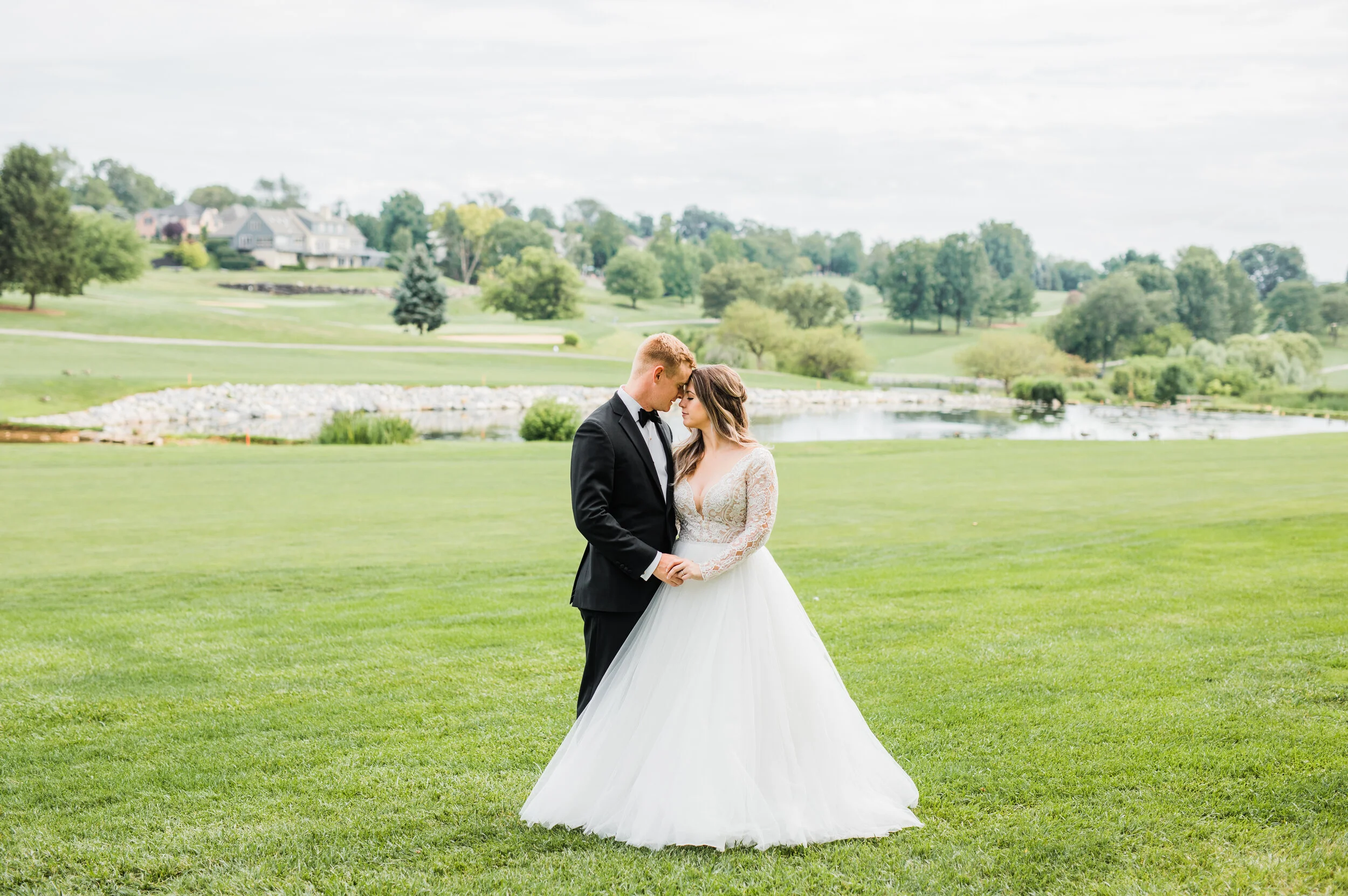 M&H_WeddingDay-375.jpg