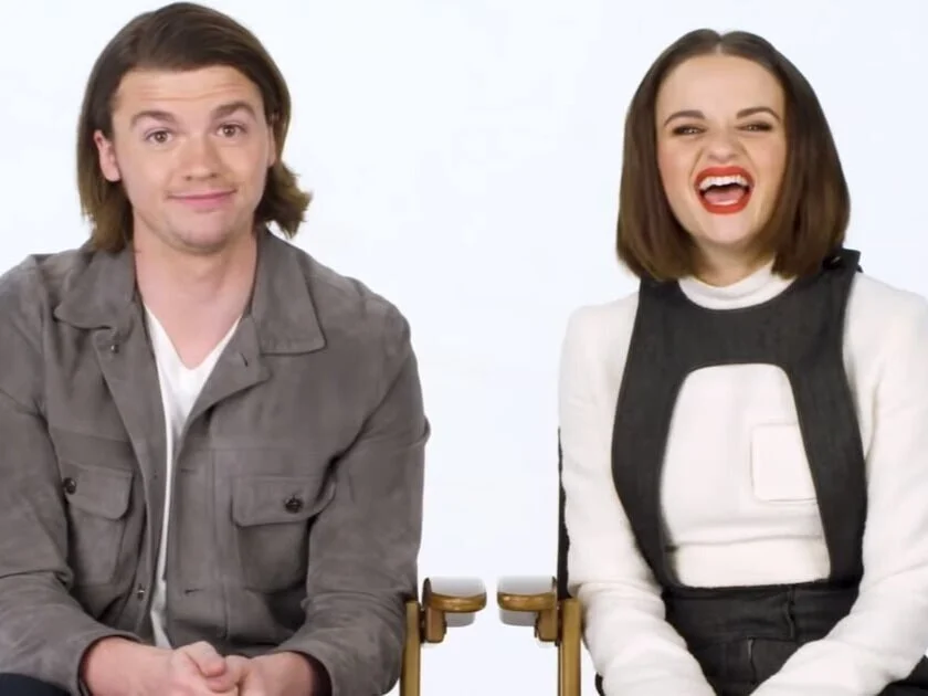 Joey King and Joel Courtney’s Recap of The Kissing Booth Is Almost Better Than the Film