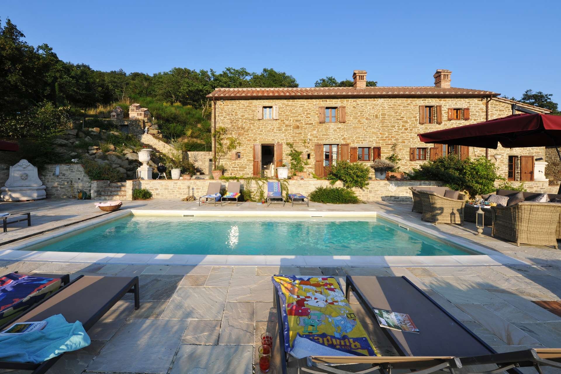 Isolated Villas with Tuscany Now &amp; More 
