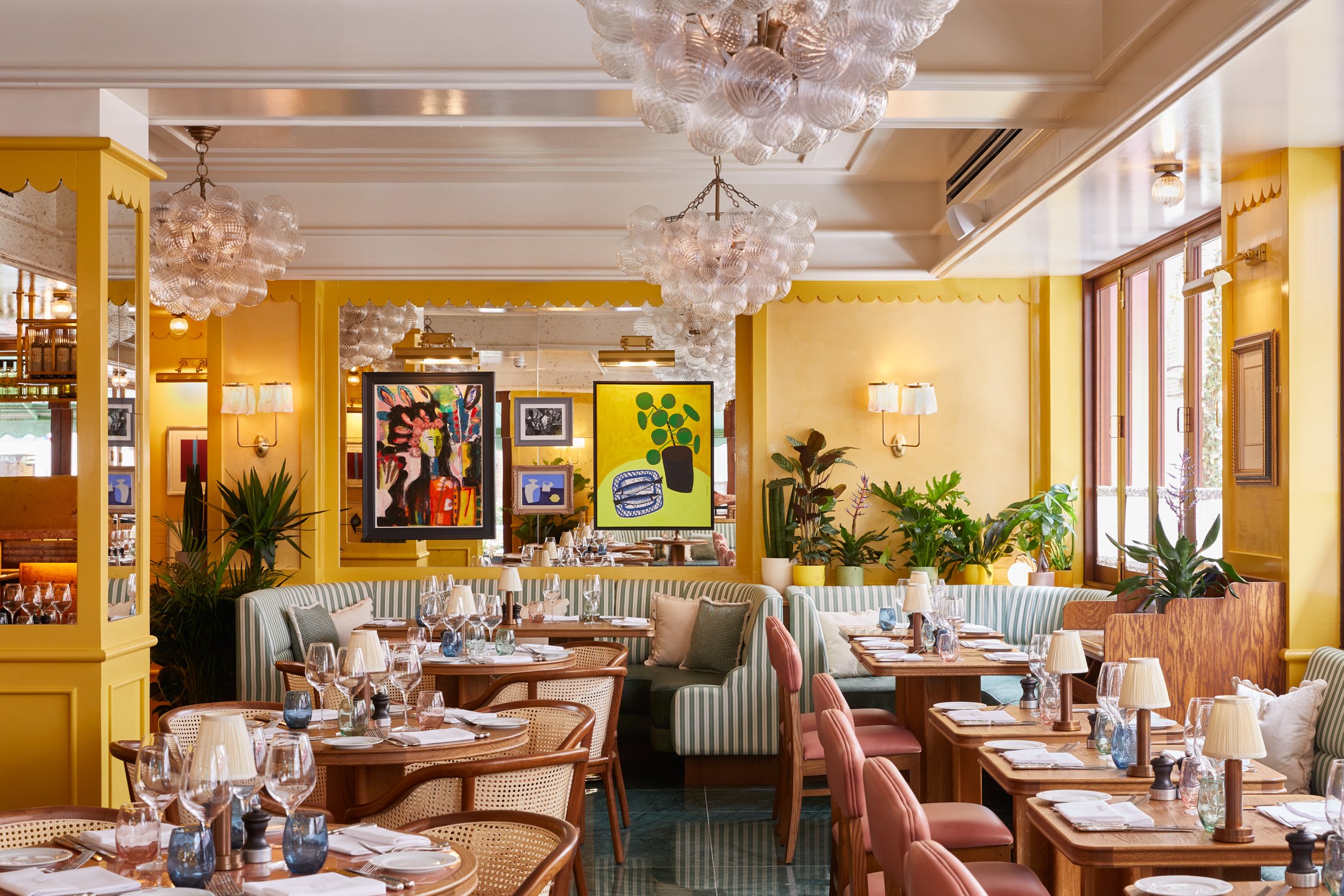 The dining room at Isola by San Carlo.jpg